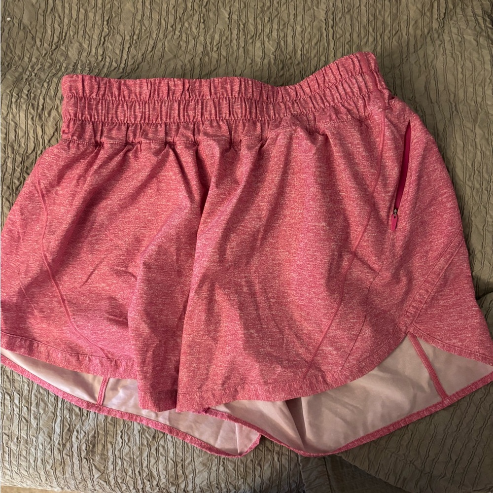 Lululemon tracker shorts